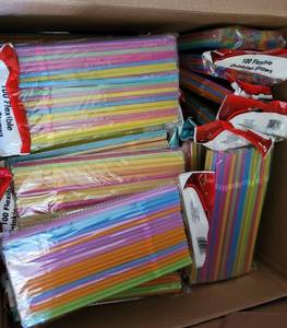 lot 576 image: LOT OF 48 NEW PACKS OF PLASTIC STRAWS AS SHOWN. (YOUR BID X 48)