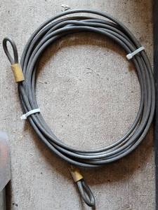 lot 1097 image: HEAVY DUTY CABLE AS SHOWN.