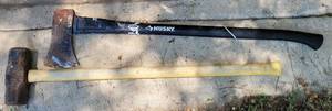 lot 1113 image: SLEDGEHAMMER AND AXE AS SHOWN. (YOUR BID X 2)