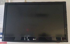 lot 12 image: LG 42 Television, Model 42LH300C