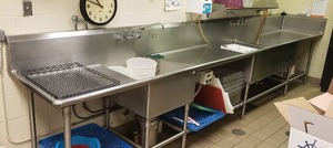 lot 46 image: Stainless Steel Double Sink Washing Station  CONTENTS NOT INCLUDED