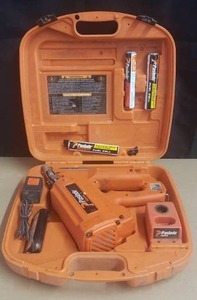 lot 4 image: Paslode Impulse Cordless 30 Degree Framing Nailer - Model 900420