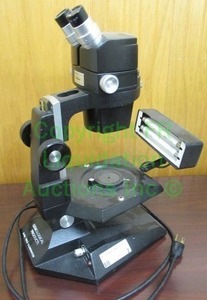 lot 2 image: Reichert Gemological Products darkfield illuminator Stereo Star Zoom Microscope 0.7x to 4.2x 570