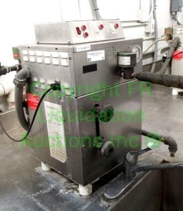 lot 5 image: Reimers high pressure electric steam boiler Model AR8 (8kW) - For jewelry cleaning, medical sterilization, garment pressing plus