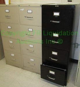 lot 125 image: HON 4-drawer filing cabinets, 3 count