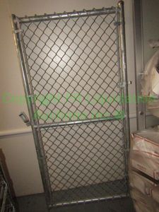 lot 180 image: Chain link gatepartition wgate fork latch, 72x36 in