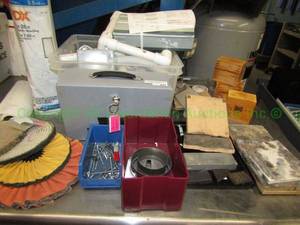 lot 251 image: Maintenance and hardware supplies