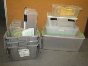 lot 402 image: Storage totes and bins
