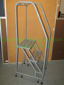 lot 393 image: Industrial portable safety stairs, 31 tall to top stair