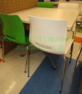 lot 720 image: Laminate top table and 4 chair set, 24x36x36 in