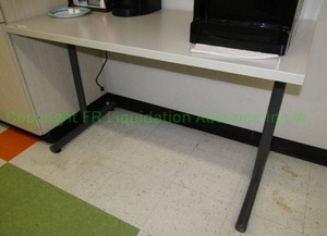 lot 729 image: Roy & Breton laminate top metal base utility table (Contents not included), 24x48x24 in
