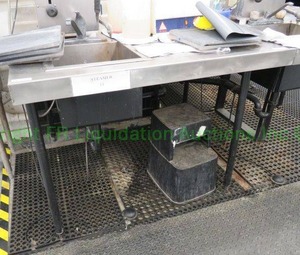 lot 485 image: Stainless steel sink unit, 24x48x48 in. Buyer to remove. Please bring assistance (Steam unit not included)