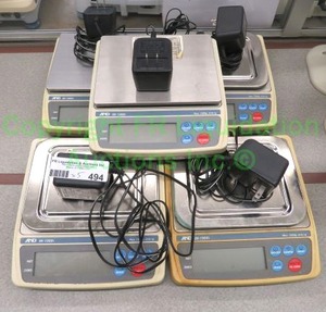 lot 494 image: AND electronic digital scales Model EK-1200 series w AC adapters 5 ct
