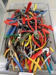 lot 503 image: Needle nose and specialty jewelers pliers in bin