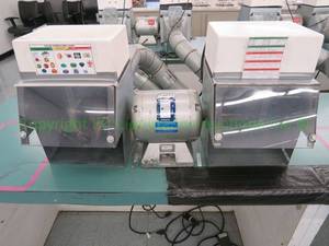 lot 532 image: Baldor 14-hp lighted polishing lathe station (mounted to bench, buyer must remove)