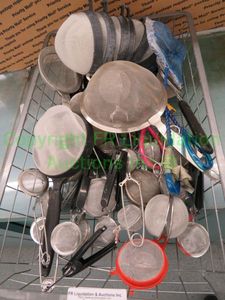 lot 548 image: Assorted jewelry cleaning sieve mesh tools