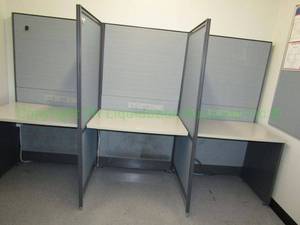lot 753 image: Triple section modular work station cubicles