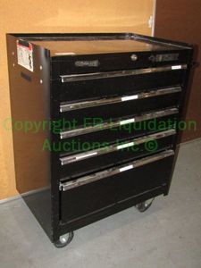 lot 277 image: Husky rolling metal tool box with ball bearing drawers, 3x1x2 ft