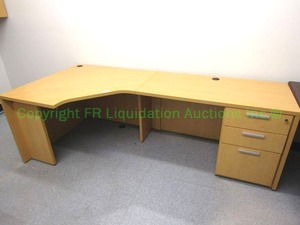 lot 748 image: National Renegade modular corner office desk unit