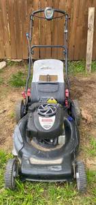lot 26 image: Craftsman Briggs & Stratton Platinum Lawn Mower Needs carburetor work