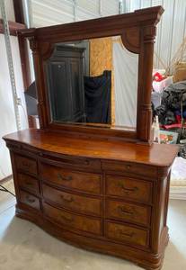 lot 47 image: 12 drawer dresser and mirror