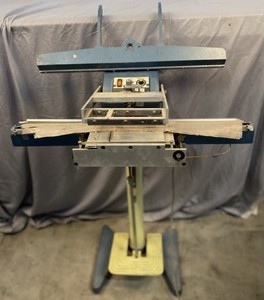 lot 111 image: TEW TISF-600 24impulse foot bag sealer