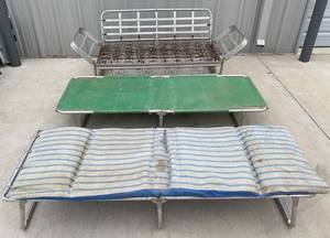 lot 120 image: 3 cots