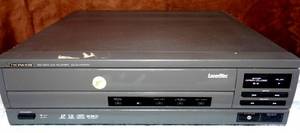 lot 5 image: VINTAGE Pioneer LaserDisc CD CDV LD Player CLD-V2400