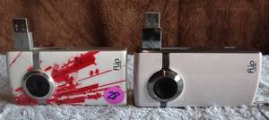 lot 28 image: VINTAGE Flip Ultra Video Camera & Flip Pure Digital Camera