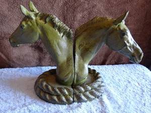 lot 69 image: LOVELY (PAINTED BRASS) SOLID HORSE HEAD BOOK ENDS