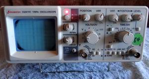 lot 84 image: SINOMETER CQ5010 OSCILLOSCOPE - POWERS ON