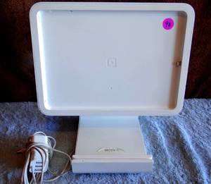 lot 90 image: SQUARE STAND FOR CREDIT CARD PROCESSING