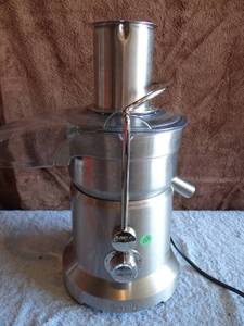 lot 128 image: Breville The Juice Fountain Duo BJE820XL Juicer  - POWERS ON SPEEDS WORK