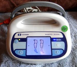 lot 171 image: Kendall SCD 700 Compression System - $$$