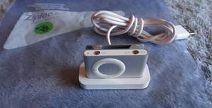lot 190 image: Apple iPod Shuffle Portable Music Player with Charger