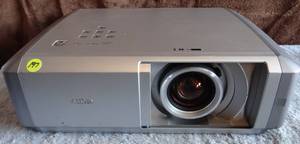 lot 197 image: VINTAGE SANYO PLV-Z5 LCD Projector