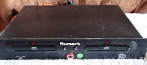 lot 220 image: Numark CDN36 Professional DJ DUAL RACKMOUNTABLE CD PLAYER - POWERS ONFUNCTIONS WORK