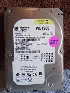 lot 237 image: Western Digital Caviar 7200RPM 120GB  IDE Hard Drive