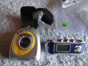 lot 261 image: JENSEN ARMBAND RADIO & iRiver iFP-380T SilverBlue (128MB) DIGITAL MEDIA PLAYER