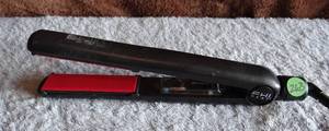 lot 263 image: FHI HEAT CURLING IRON - TESTEDWORKING
