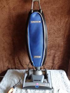 lot 266 image: Oreck Magnesium RS Swivel-Steering Upright Vacuum Cleaner - TESTEDWORKING