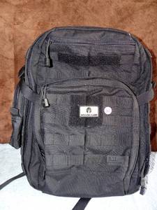 lot 267 image: MULTI POCKETED LAPTOPSTORAGE BACK PACK IN EXCELLENT CONDITION