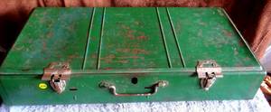lot 274 image: VINTAGE Coleman 426D 3-Burner  Gas Camping Stove