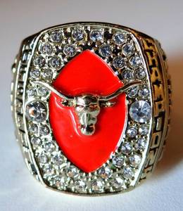 lot 1 image: 2005 Texas Longhorns BROWN NCAA 18k GP Brass Championship Ring