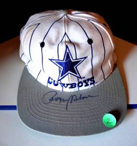 lot 2 image: AUTHENTIC AUTOGRAPH - HAND SIGNED COWBOYS BALL CAP BY LEGENDARY HOFer -  ROGER STAUBACH