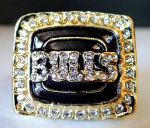 lot 54 image: MICHAEL JORDAN - 1992 Chicago Bulls Championship Replica Ring - SIZE 11