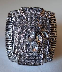 lot 57 image: Jonathan Toews - 2010 Chicago Blackhawks Stanley Cup Hockey Championship Ring - Size 9