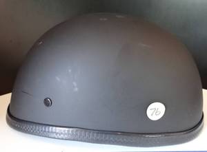lot 76 image: BLACK RIDERS HELMET - SIZE MEDIUM - UNUSED W TAGS