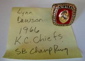 lot 94 image: 1966 LEN DAWSON COMMEMORATIVE CHAMPIONSHIP RING CHIEFS SIZE 11