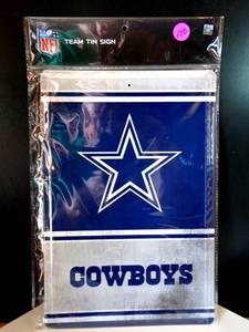 lot 100 image: DALLAS COWBOYS NFL LICENSED TIN WALL SIGN - NIP